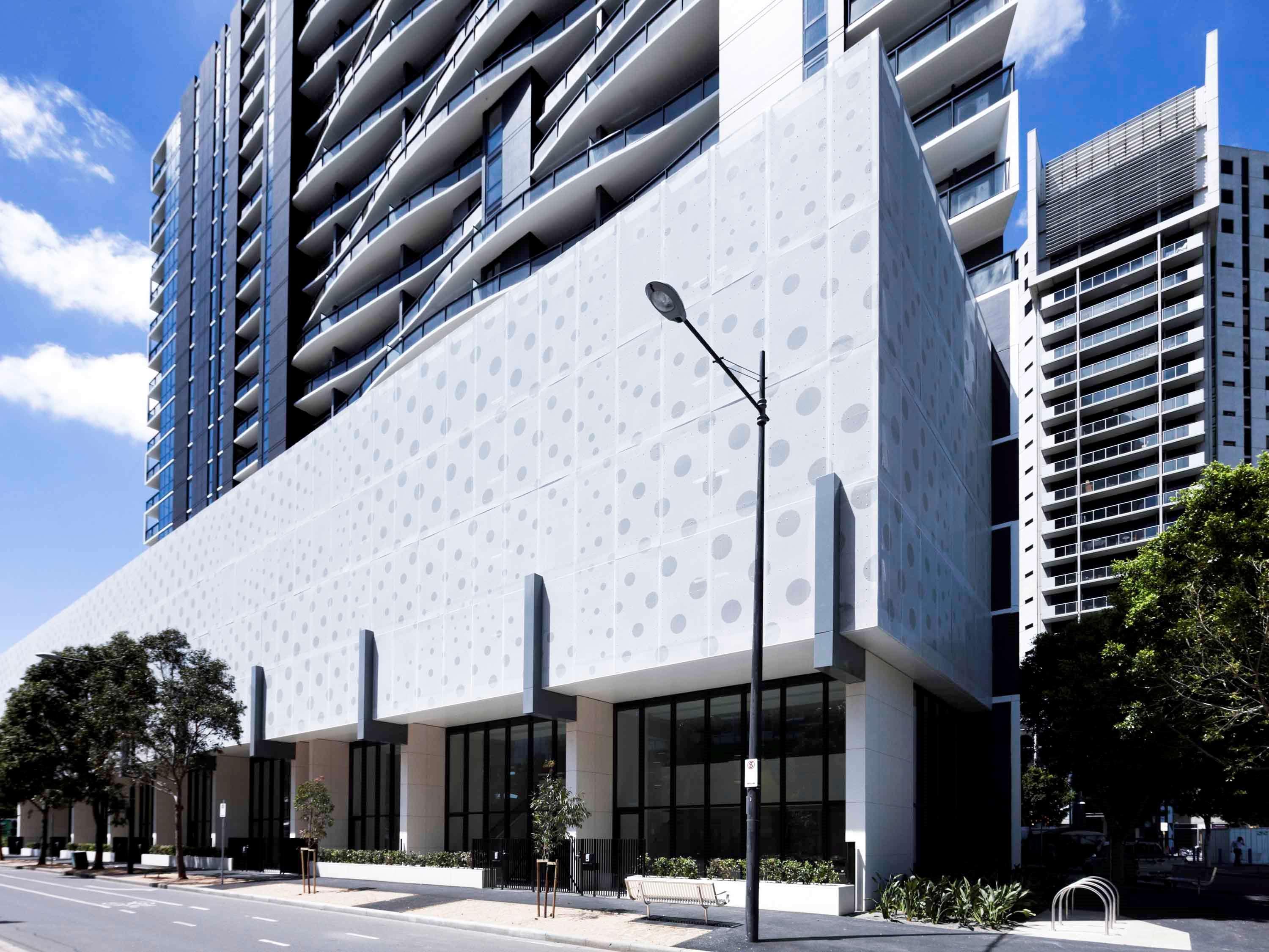 The Sebel Melbourne Docklands Hotel Exterior photo