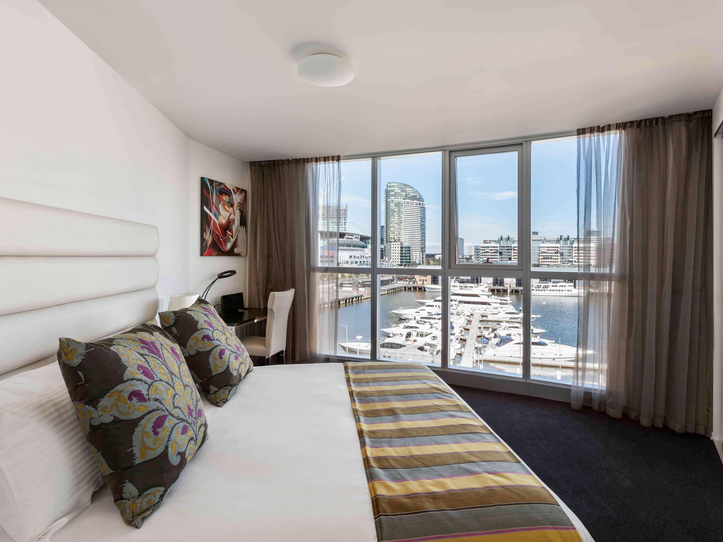 The Sebel Melbourne Docklands Hotel Exterior photo