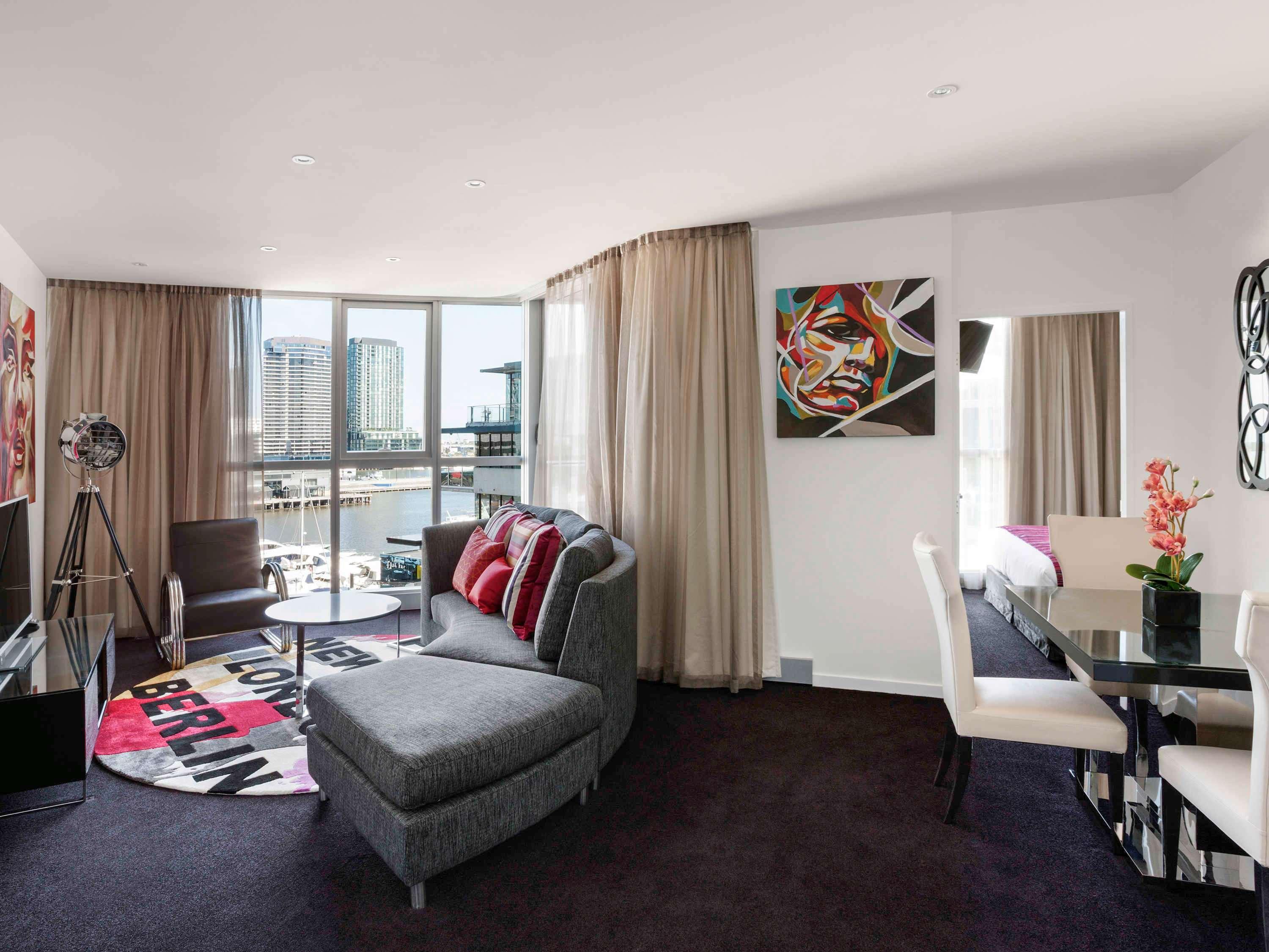 The Sebel Melbourne Docklands Hotel Exterior photo