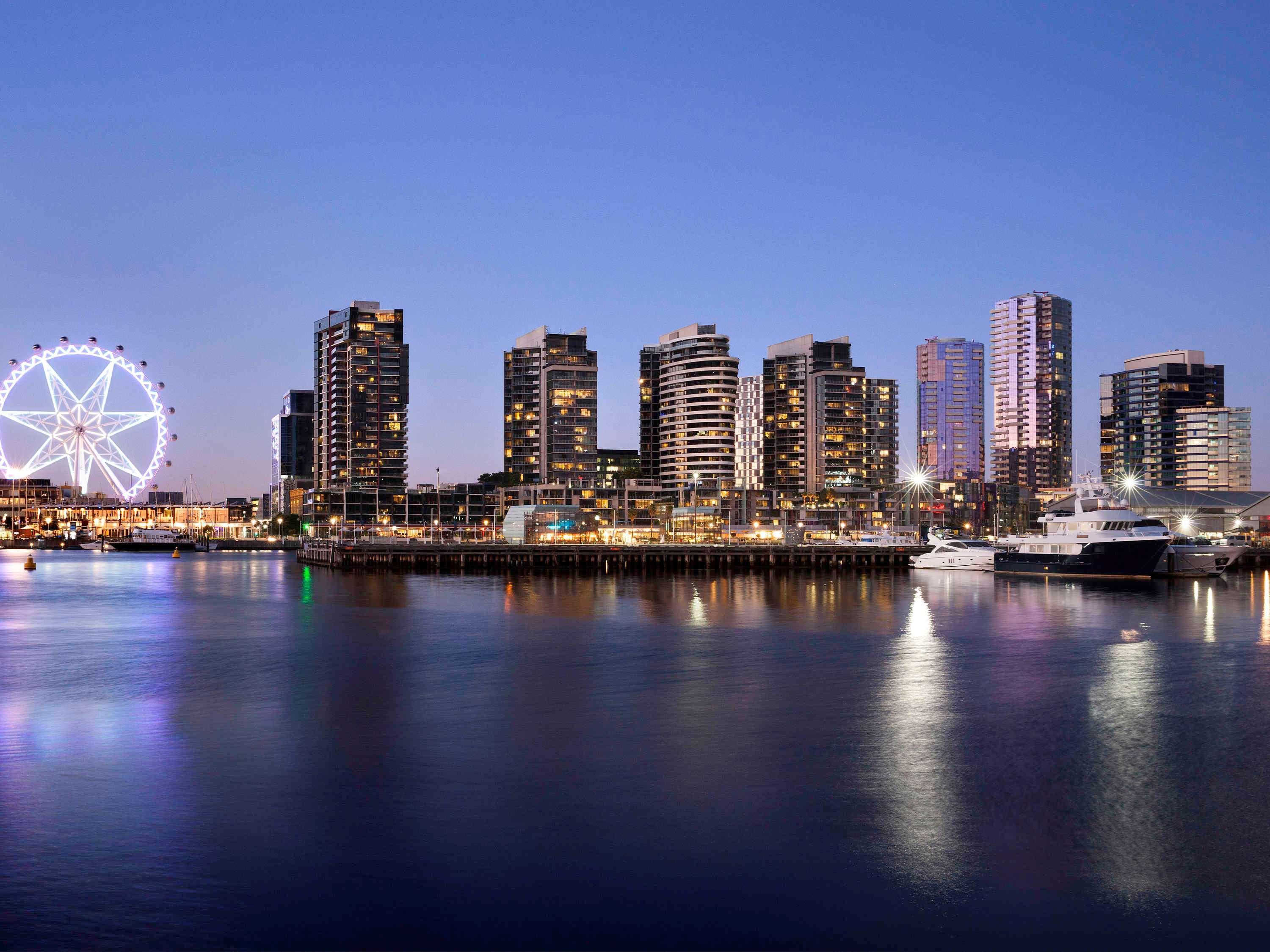 The Sebel Melbourne Docklands Hotel Exterior photo
